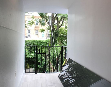 75A Maujer St 11206 - Photo Thumbnail 4