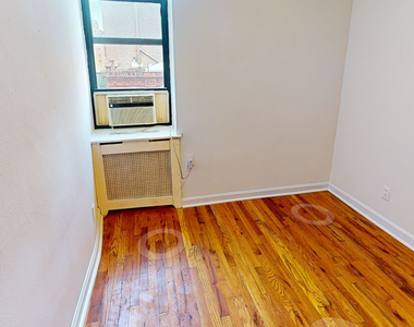 West 73rd Street - Photo Thumbnail 5
