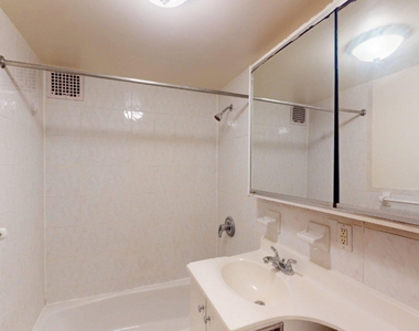 West 73rd Street - Photo Thumbnail 4