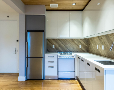 69 Ten Eyck St 11206 - Photo Thumbnail 1