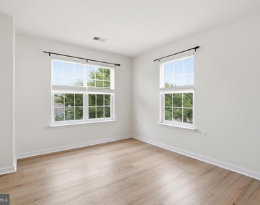 341 Bullskin Street - Photo Thumbnail 24