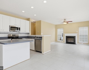 341 Bullskin Street - Photo Thumbnail 11