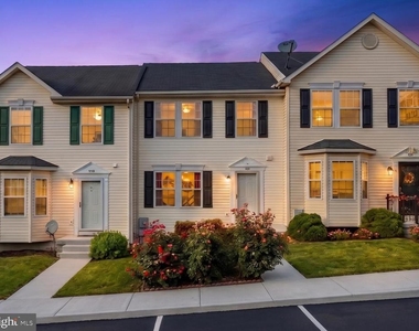 100 Quince Tree Drive - Photo Thumbnail 15