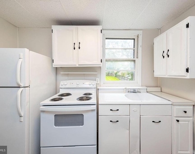 545 N Loudoun Street - Photo Thumbnail 6