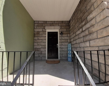 537 N Loudoun Street - Photo Thumbnail 2