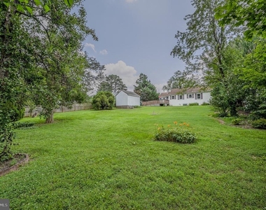 51 Virginia Avenue - Photo Thumbnail 13