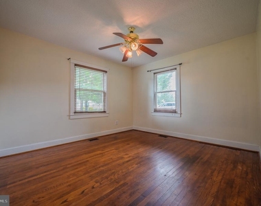 51 Virginia Avenue - Photo Thumbnail 11