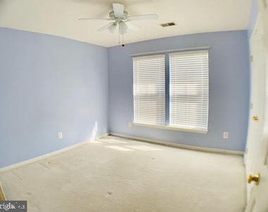 47 Montgomery Drive - Photo Thumbnail 12