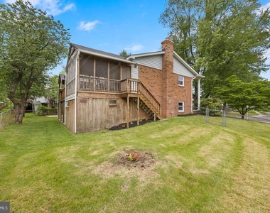 13501 Kelmont Court - Photo Thumbnail 36
