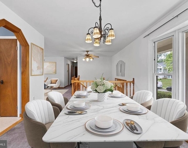 13501 Kelmont Court - Photo Thumbnail 5