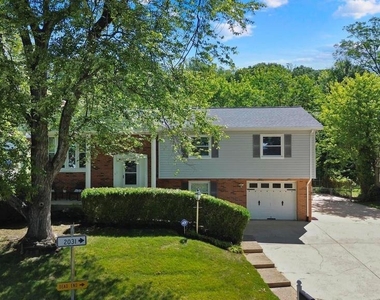13501 Kelmont Court - Photo Thumbnail 39