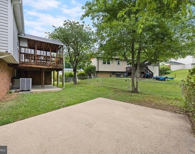13501 Kelmont Court - Photo Thumbnail 35