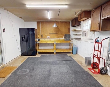 13501 Kelmont Court - Photo Thumbnail 27