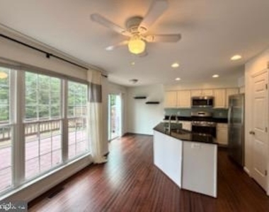 11539 Bertram Street - Photo Thumbnail 10
