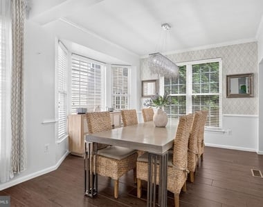 13016 Pilgrims Inn Drive - Photo Thumbnail 9