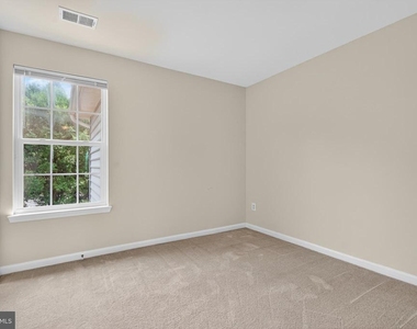 7629 Hamelin Lane - Photo Thumbnail 41
