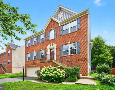 7629 Hamelin Lane - Photo Thumbnail 1