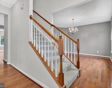 7629 Hamelin Lane - Photo Thumbnail 22