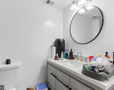 129 Willow Place - Photo Thumbnail 11
