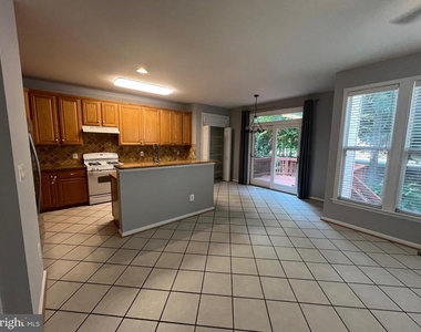 47670 Loweland Terrace - Photo Thumbnail 6