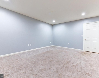 44104 Turf Field Square - Photo Thumbnail 31