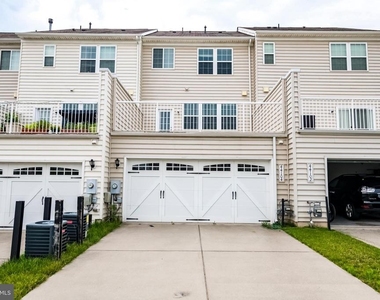 44104 Turf Field Square - Photo Thumbnail 32