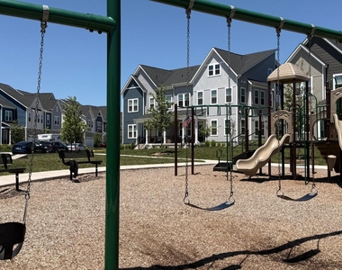 41911 Poplar Meadow Drive - Photo Thumbnail 3