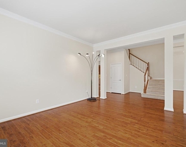 20920 Ashburn Heights Drive - Photo Thumbnail 10
