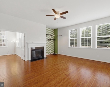 20920 Ashburn Heights Drive - Photo Thumbnail 16