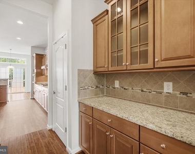 20920 Ashburn Heights Drive - Photo Thumbnail 8