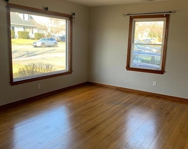 110 Pershing Avenue Nw - Photo Thumbnail 13