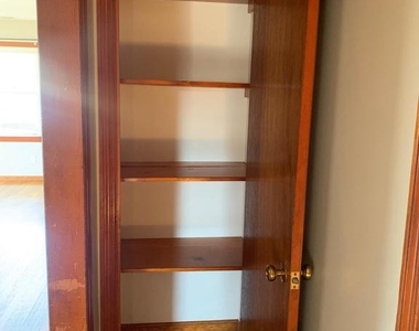 110 Pershing Avenue Nw - Photo Thumbnail 5