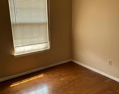43986 Bonlee Square - Photo Thumbnail 14