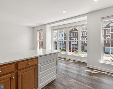26101 Nimbleton Square - Photo Thumbnail 22