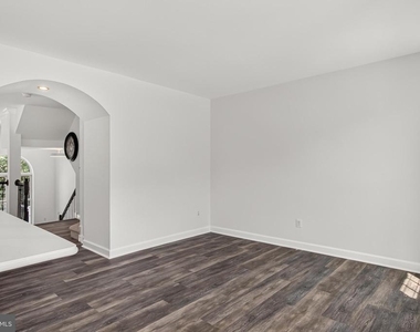 26101 Nimbleton Square - Photo Thumbnail 23