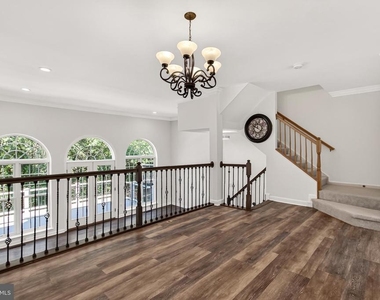 26101 Nimbleton Square - Photo Thumbnail 11