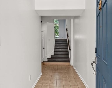 26101 Nimbleton Square - Photo Thumbnail 3