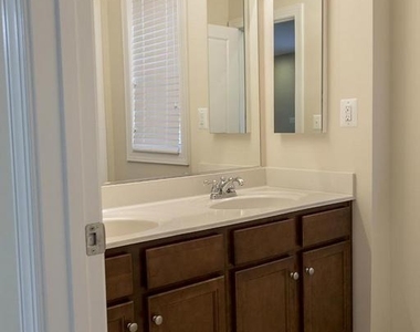 20725 Jennifer Ann Drive - Photo Thumbnail 10
