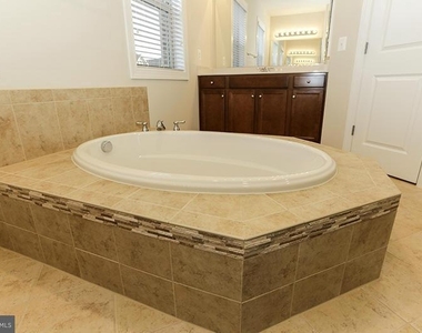 20725 Jennifer Ann Drive - Photo Thumbnail 16
