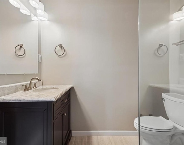 14634 Battery Ridge Lane - Photo Thumbnail 12