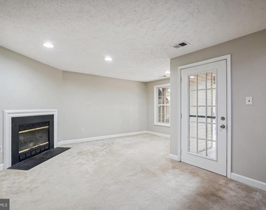 14634 Battery Ridge Lane - Photo Thumbnail 15
