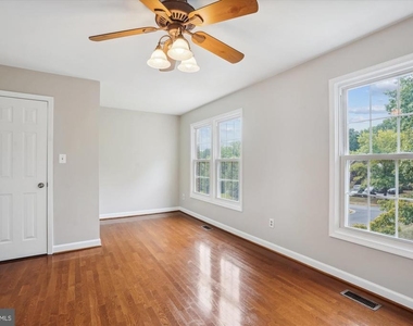 14634 Battery Ridge Lane - Photo Thumbnail 6