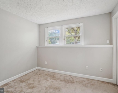 14634 Battery Ridge Lane - Photo Thumbnail 14