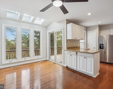 14634 Battery Ridge Lane - Photo Thumbnail 4