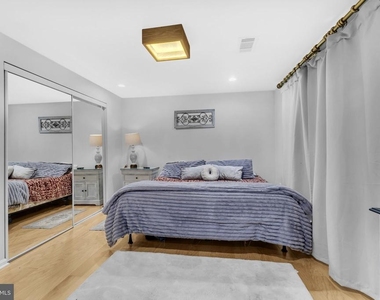 7113 Latour Court - Photo Thumbnail 20
