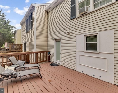 7113 Latour Court - Photo Thumbnail 25