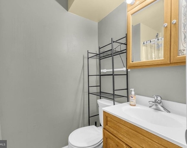 7113 Latour Court - Photo Thumbnail 14