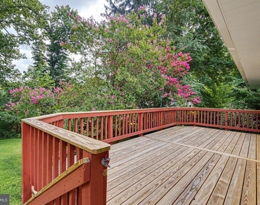 604 Yeonas Drive Sw - Photo Thumbnail 12