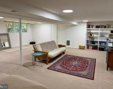 604 Yeonas Drive Sw - Photo Thumbnail 12
