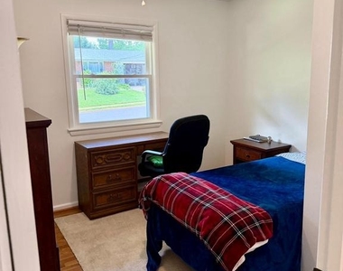 604 Yeonas Drive Sw - Photo Thumbnail 7